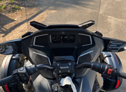 Can-Am Spyder RT Sea to Sky 2022 granatowy mat - obrazek 3