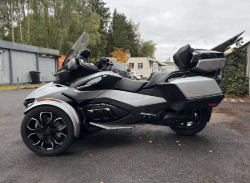 Can-Am Spyder RT 2022 srebrny metalik - obrazek 5