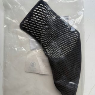 17838840827